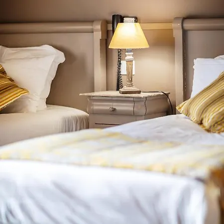 Otel La Couleuvrine Centre 3*