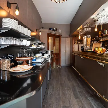 La Couleuvrine Centre