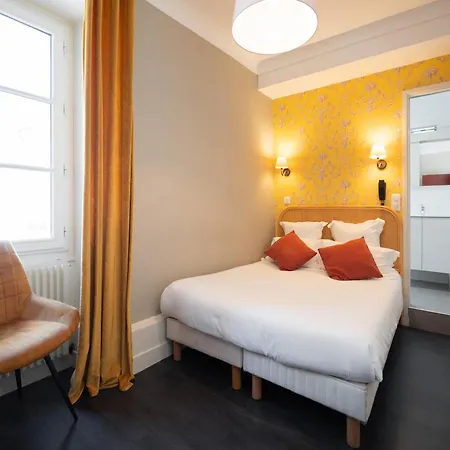 Hotel La Couleuvrine Centre 3*