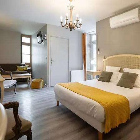 Otel La Couleuvrine Centre