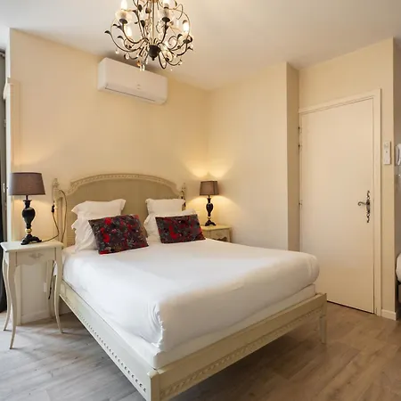 La Couleuvrine Centre 3*
