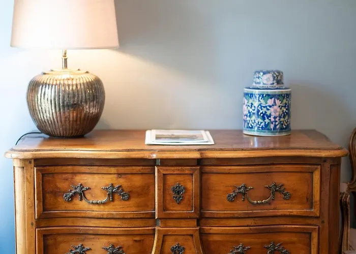 La Couleuvrine Centre 3* سارلا لا كانيدا