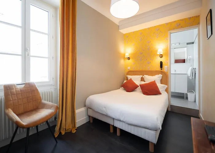 فندق La Couleuvrine Centre 3*