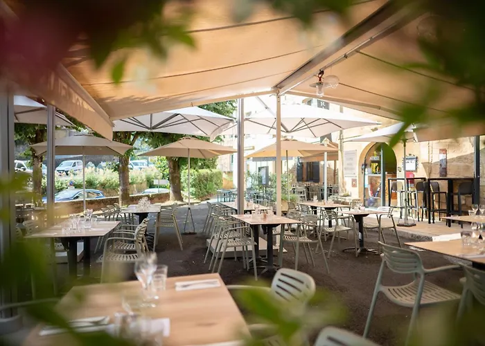 فندق La Couleuvrine Centre 3*